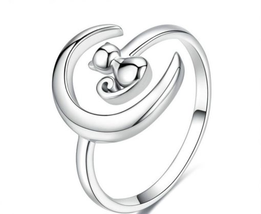 Kat op Maan Ring